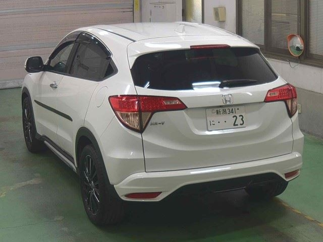 HONDA VEZEL 2015