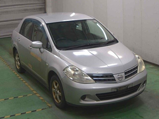 NISSAN TIIDA LATIO 2012