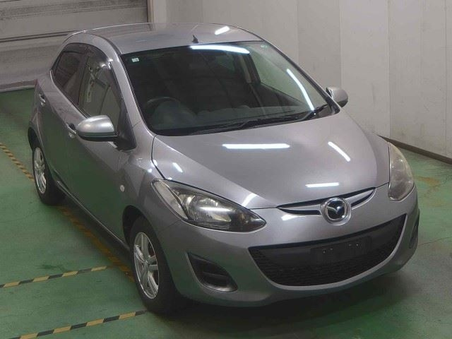 MAZDA DEMIO 2014