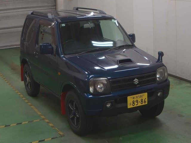 SUZUKI JIMNY 2011
