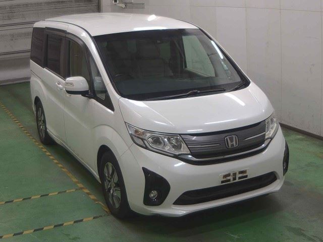HONDA STEP WAGON 2016
