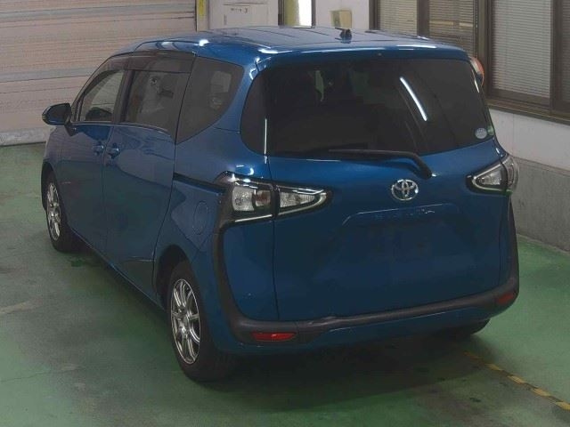 TOYOTA SIENTA 2019