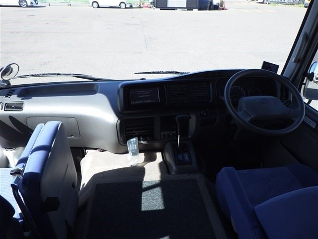 TOYOTA COASTER 2015