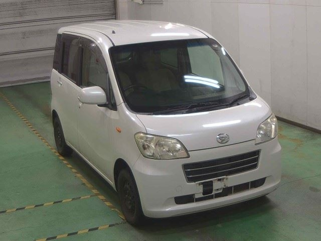 DAIHATSU TANTO EXE 2010