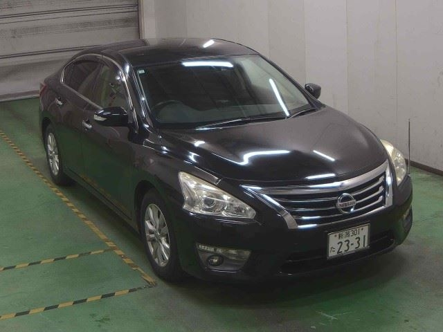 NISSAN TEANA 2015