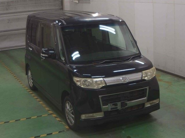 DAIHATSU TANTO 2010