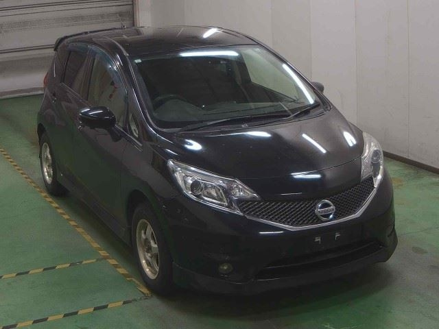 NISSAN NOTE 2015