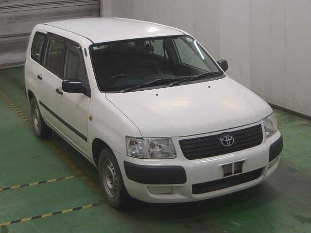 TOYOTA SUCCEED 2013