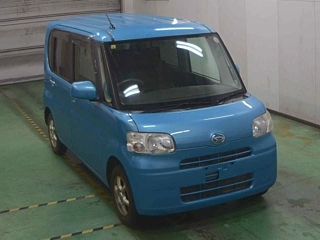 DAIHATSU TANTO 2012