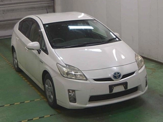 TOYOTA PRIUS 2010