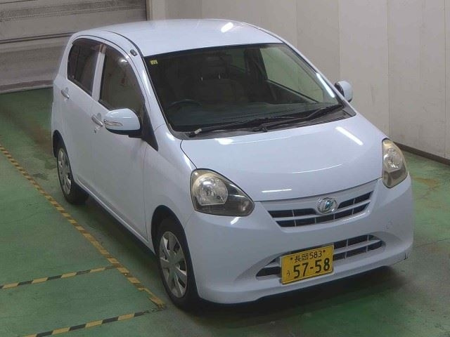 DAIHATSU MIRA E S 2012