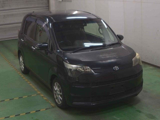 TOYOTA SPADE 2012