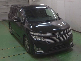 NISSAN ELGRAND 2010