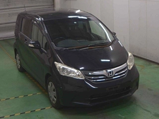 HONDA FREED 2012