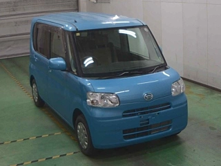 DAIHATSU TANTO 2008