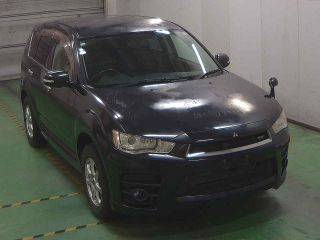 MITSUBISHI OUTLANDER 2010
