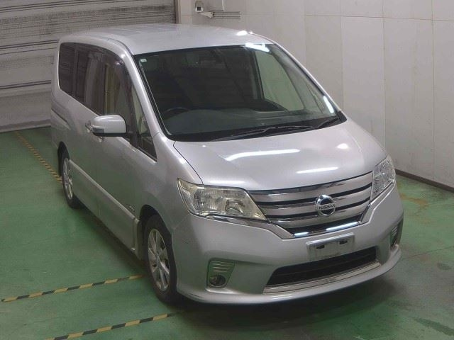 NISSAN SERENA 2012