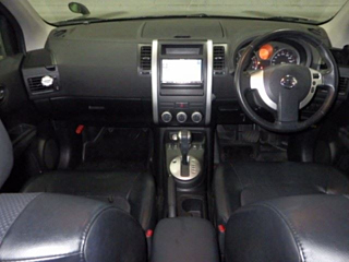 NISSAN X-TRAIL 2010