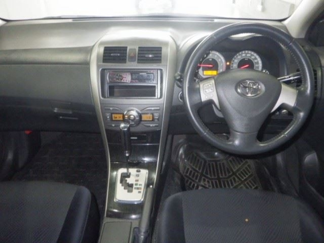 TOYOTA COROLLA FIELDER 2010