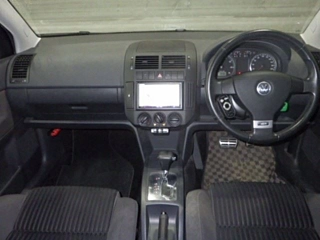 VOLKSWAGEN POLO 2008