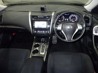 NISSAN TEANA 2015