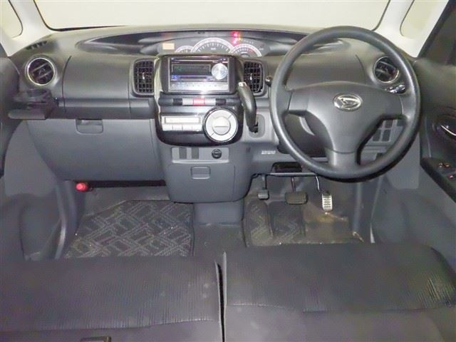 DAIHATSU TANTO 2010
