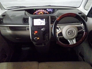 DAIHATSU TANTO 2014