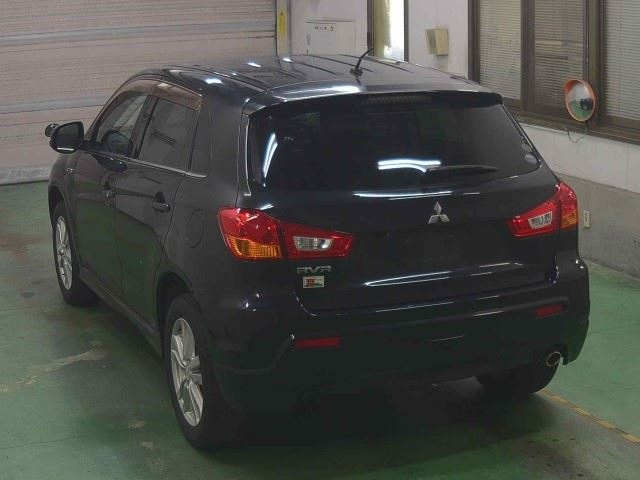 MITSUBISHI RVR 2011
