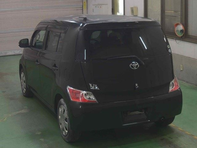 TOYOTA BB 2008