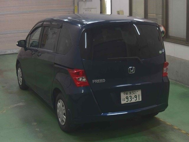 HONDA FREED 2009