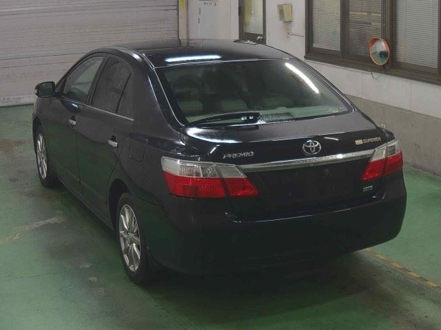 TOYOTA PREMIO 2008