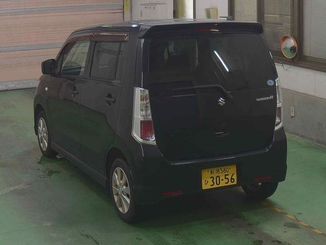 SUZUKI WAGON R 2011