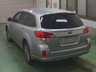 SUBARU LEGACY OUTBACK 2012