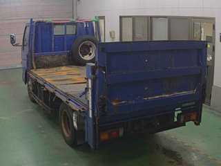 MITSUBISHI CANTER 2011