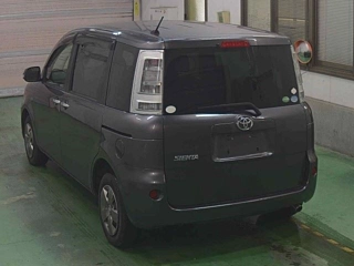 TOYOTA SIENTA 2012