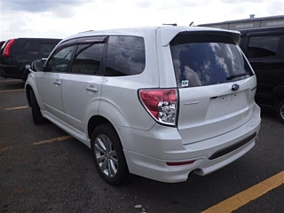 SUBARU FORESTER 2011