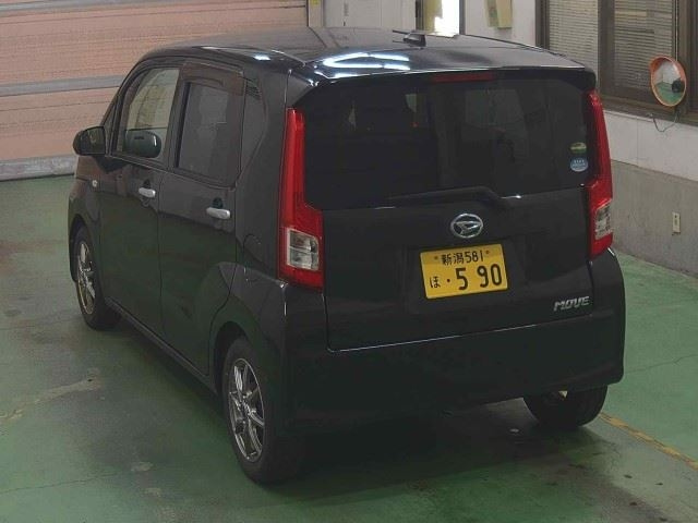 DAIHATSU MOVE 2015