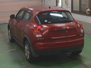 NISSAN JUKE 2010