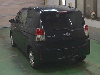 TOYOTA SPADE 2012