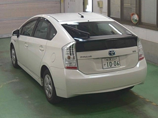 TOYOTA PRIUS 2011