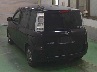 TOYOTA SIENTA 2015