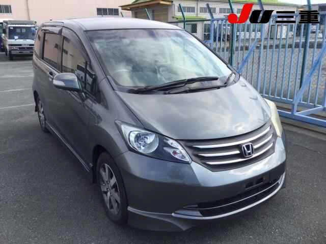 HONDA FREED 2010