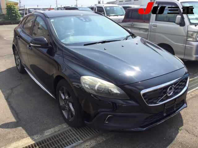VOLVO V40 2014