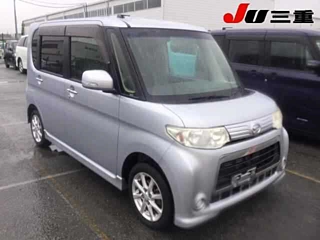 DAIHATSU TANTO 2013