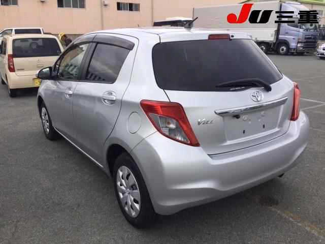 TOYOTA VITZ 2014