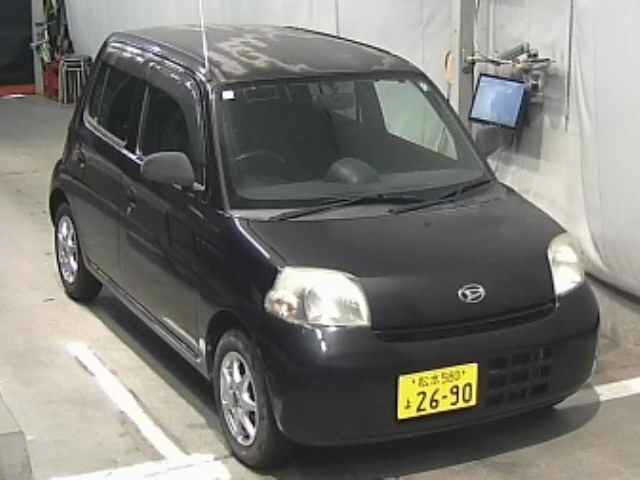 DAIHATSU ESSE 2011