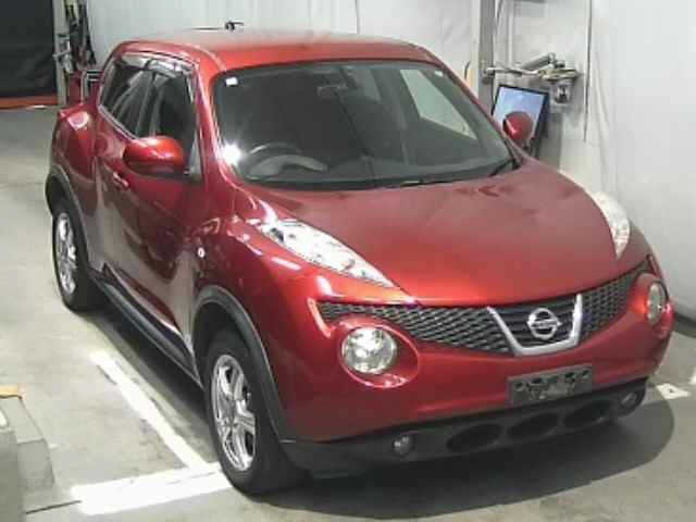 NISSAN JUKE 2011