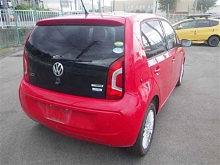 VOLKSWAGEN UP 2015