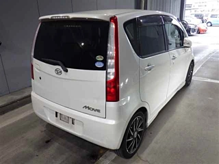 DAIHATSU MOVE 2010