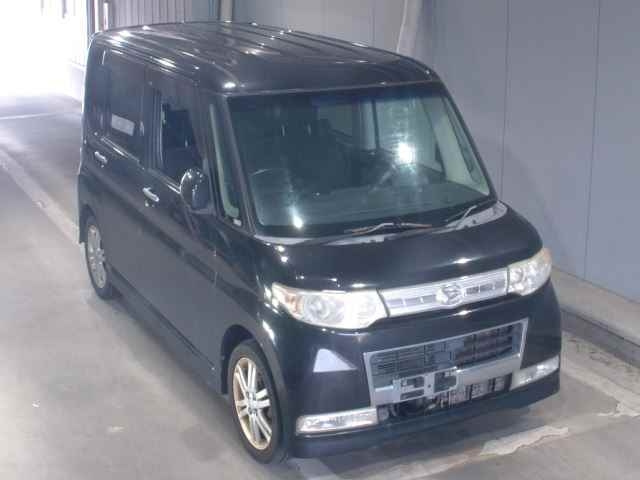 DAIHATSU TANTO 2009